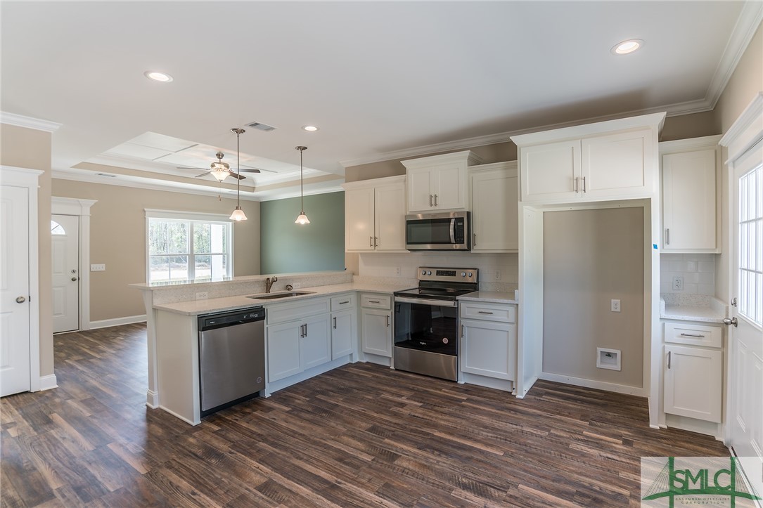 547 Bluff Road Jesup, GA 31545 - Photo 6 of 26 Gallery Image 6