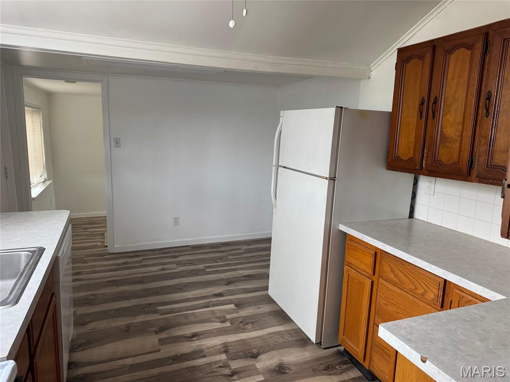 10416 Lackland Road St. Louis, MO 63114 - Photo 8 of 13 Gallery Image 8