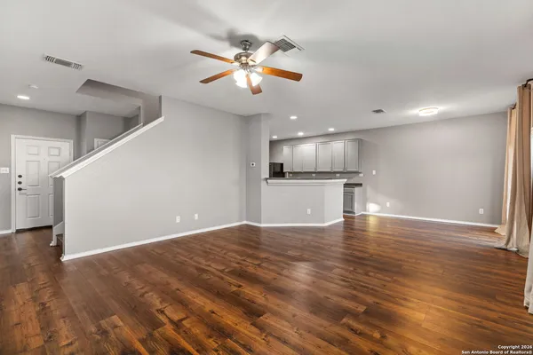 $1,698 | 4342 Safe Harbor, San Antonio, TX 78244