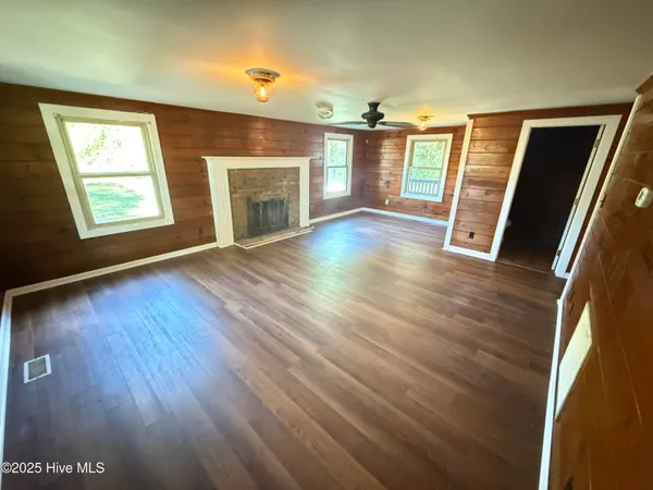 $480,000 | 166 Alphin Lane, Warsaw, NC 28398