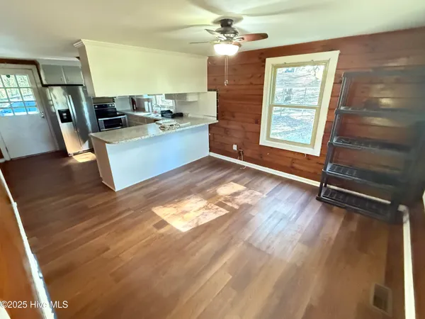 $480,000 | 166 Alphin Lane, Warsaw, NC 28398