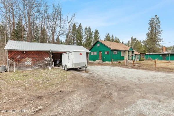 $989,000 | 2630 Highway 2, Oldtown, ID 83822