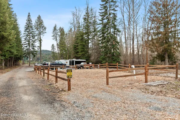$989,000 | 2630 Highway 2, Oldtown, ID 83822