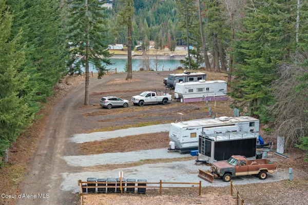$989,000 | 2630 Highway 2, Oldtown, ID 83822