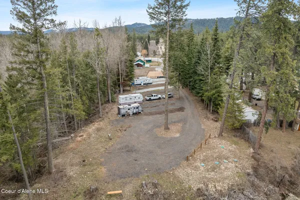 $989,000 | 2630 Highway 2, Oldtown, ID 83822