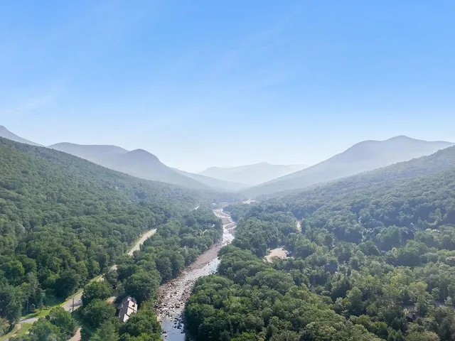 $412,000 | 57 West Branch Road, Unit 7, Lincoln, NH 03251