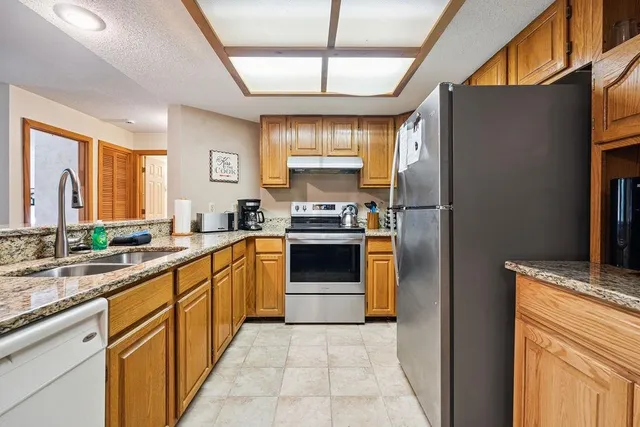 $412,000 | 57 West Branch Road, Unit 7, Lincoln, NH 03251