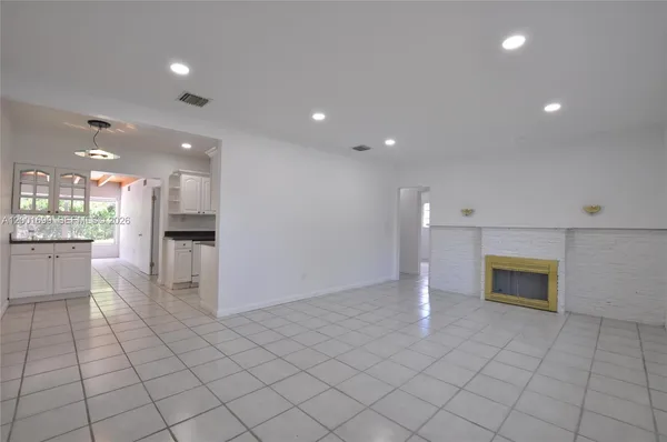$4,900 | 11111 Southwest 78th Court, Pinecrest, FL 33156