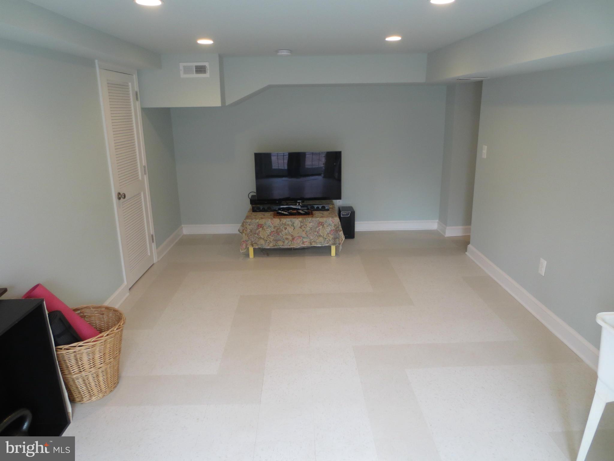 2026 Hanover Street Silver Spring, MD 20910 - Photo 17 of 30 Basement