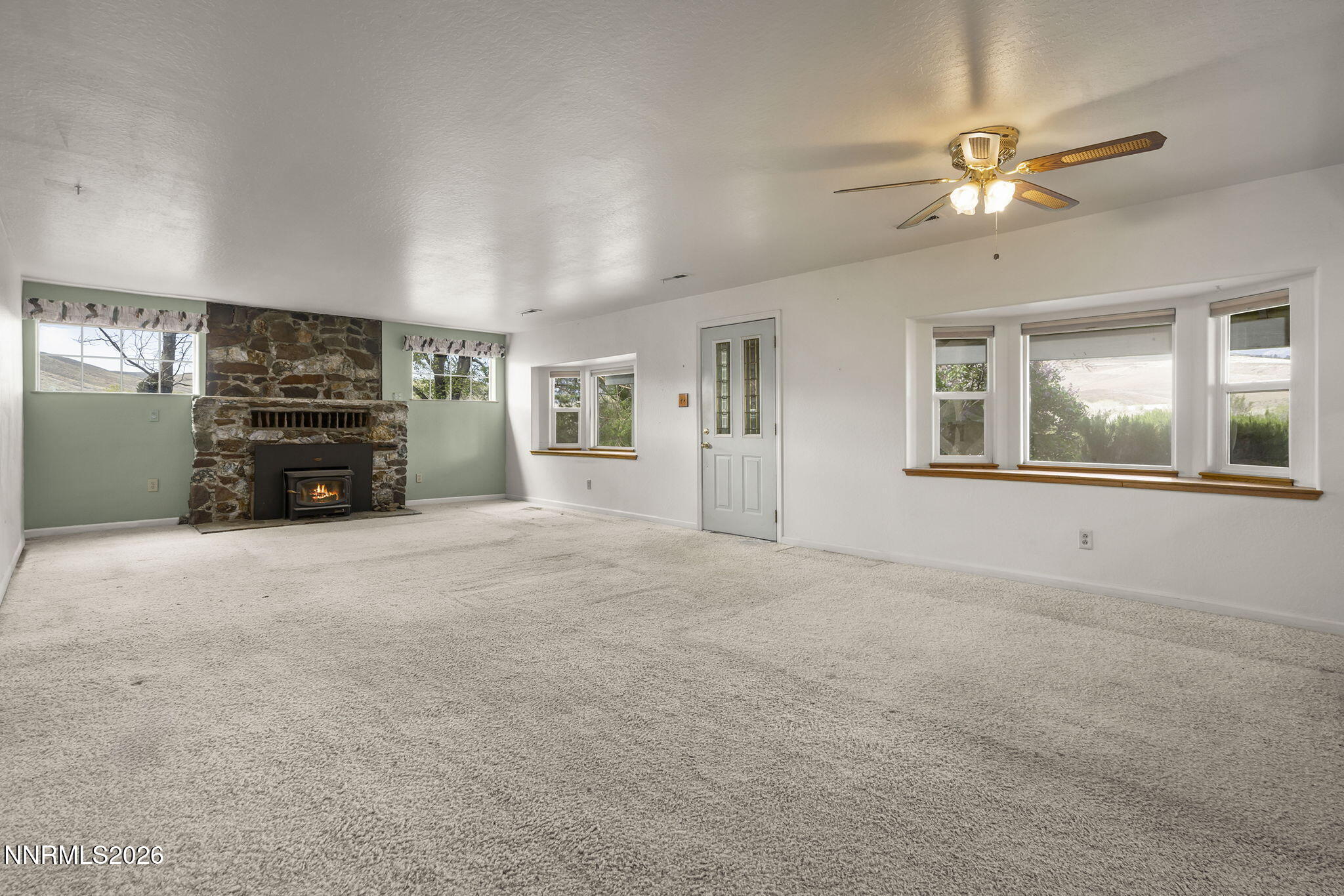 505 Rhodes Road Reno, NV 89521 - Photo 8 of 27 8-web-or-mls-_DSC0003