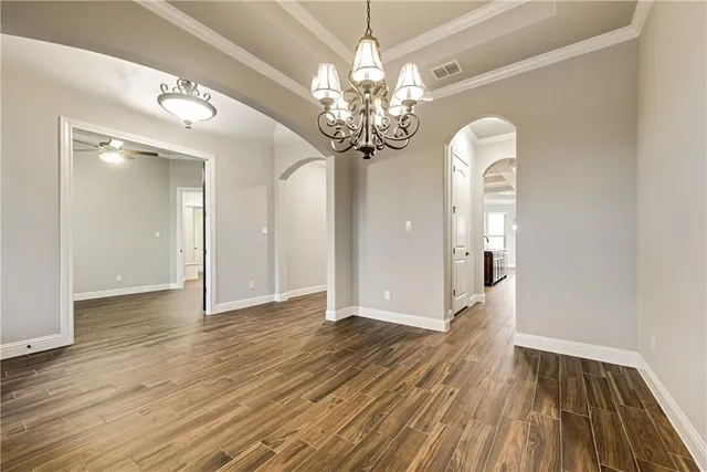 $2,750 | 1205 Prestwick Court, Granbury, TX 76048