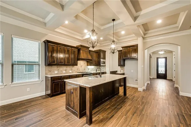 $2,750 | 1205 Prestwick Court, Granbury, TX 76048