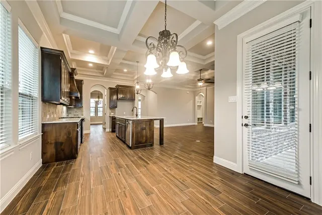 $2,750 | 1205 Prestwick Court, Granbury, TX 76048