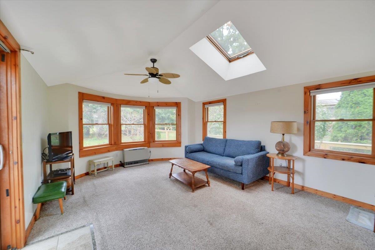 200 Shore Road Burlington, VT 05408 - Photo 3 of 34