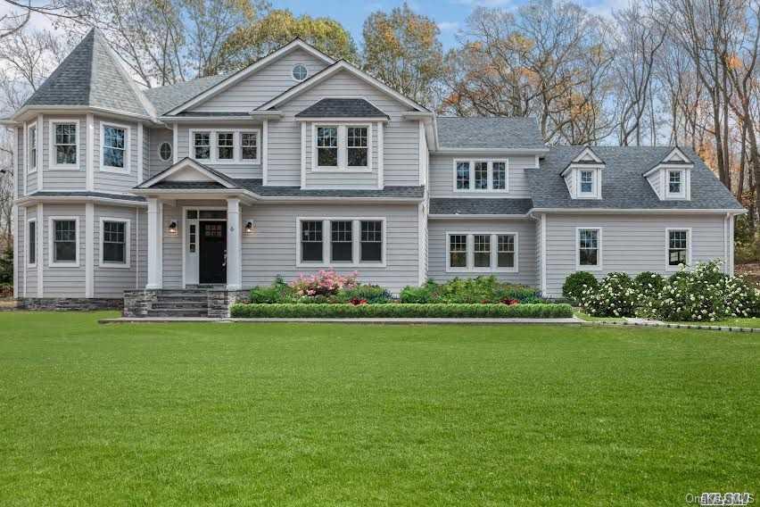 6 Springwood Path Syosset, NY 11791 - Photo 1 of 1