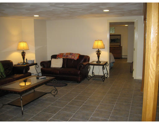 30 Carlisle Road Acton, MA 01720 - Photo 9 of 10 Gallery Image 9