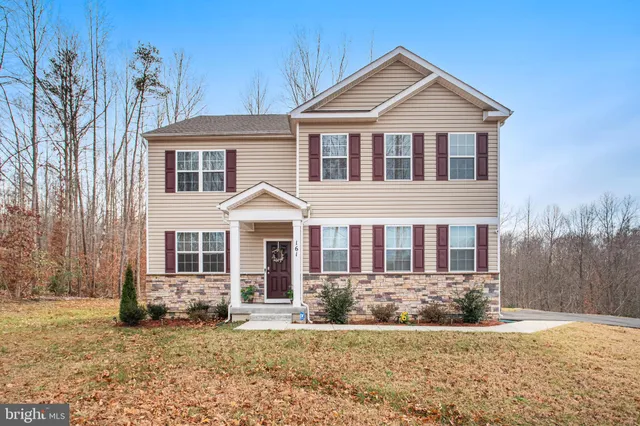 $650,000 | 161 Pinewood Road, Fredericksburg, VA 22405