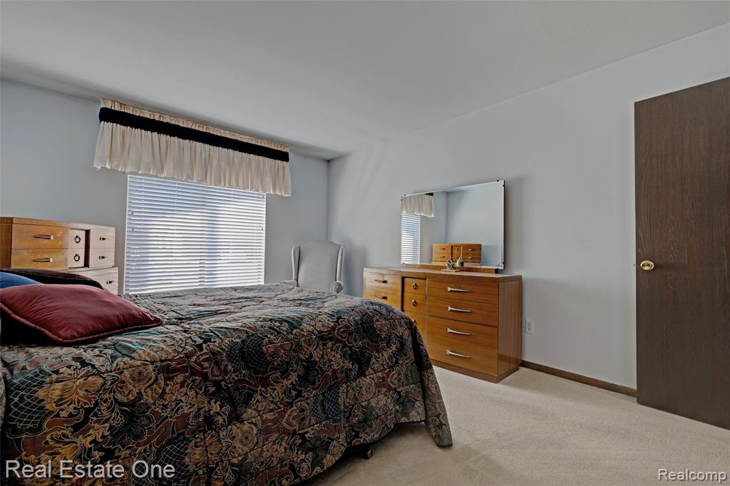 38756 Cheldon Street Clinton Township, MI 48038 - Photo 19 of 49