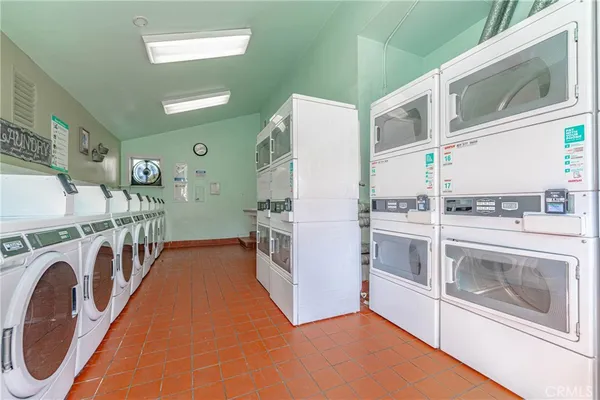 $2,550 | 2845 South Fairview Street, Santa Ana, CA 92704