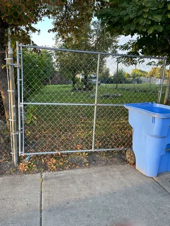 $150,000 | 2425 West Roosevelt Road, Chicago, IL 60608