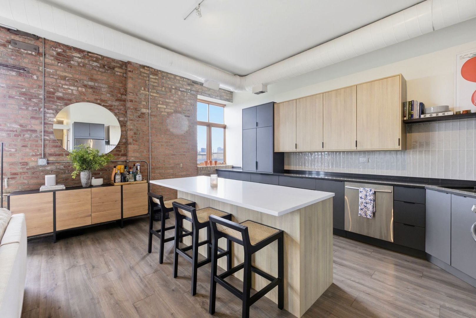 2101 West Rice Street, Unit 407 Chicago, IL 60622 - Photo 13 of 29 Gallery Image 13