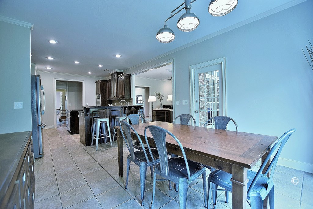 9007 Splendor Court Columbus, GA 31904 - Photo 12 of 40 Casual dining/kitchen