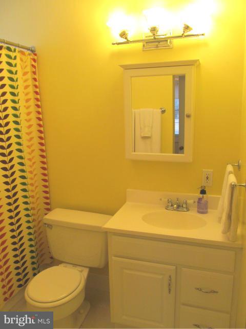 7781 Leeds Manor Road Marshall, VA 20115 - Photo 13 of 30 Bath