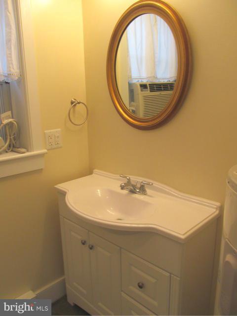 7781 Leeds Manor Road Marshall, VA 20115 - Photo 21 of 30 Bath