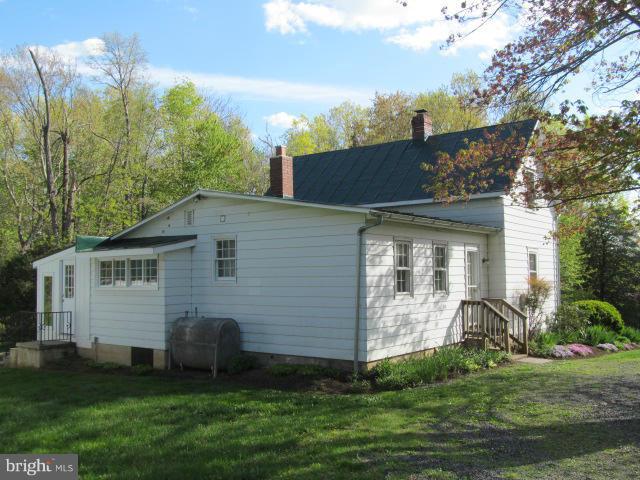 7781 Leeds Manor Road Marshall, VA 20115 - Photo 27 of 30 Exterior (Rear)