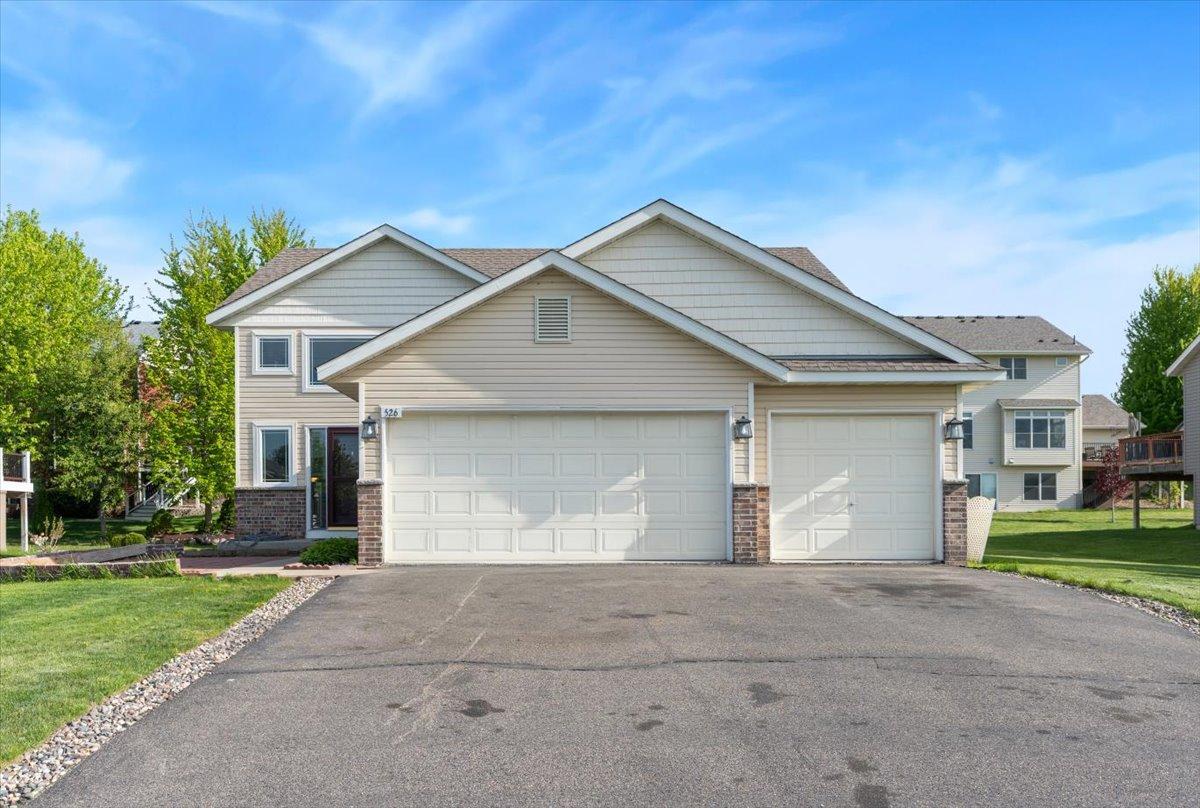 526 Hackney Avenue Shakopee, MN 55379 - Photo 1 of 41