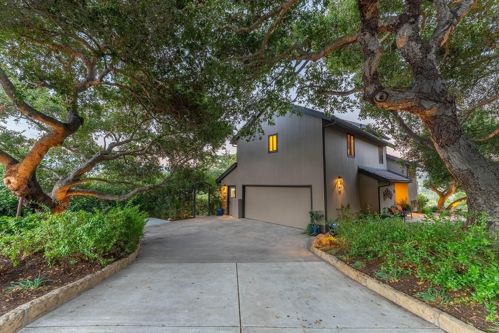 1118 Nirvana Road Santa Barbara, CA 93101 - Photo 21 of 88 20 Twilight driveway _ROY7708-HDR