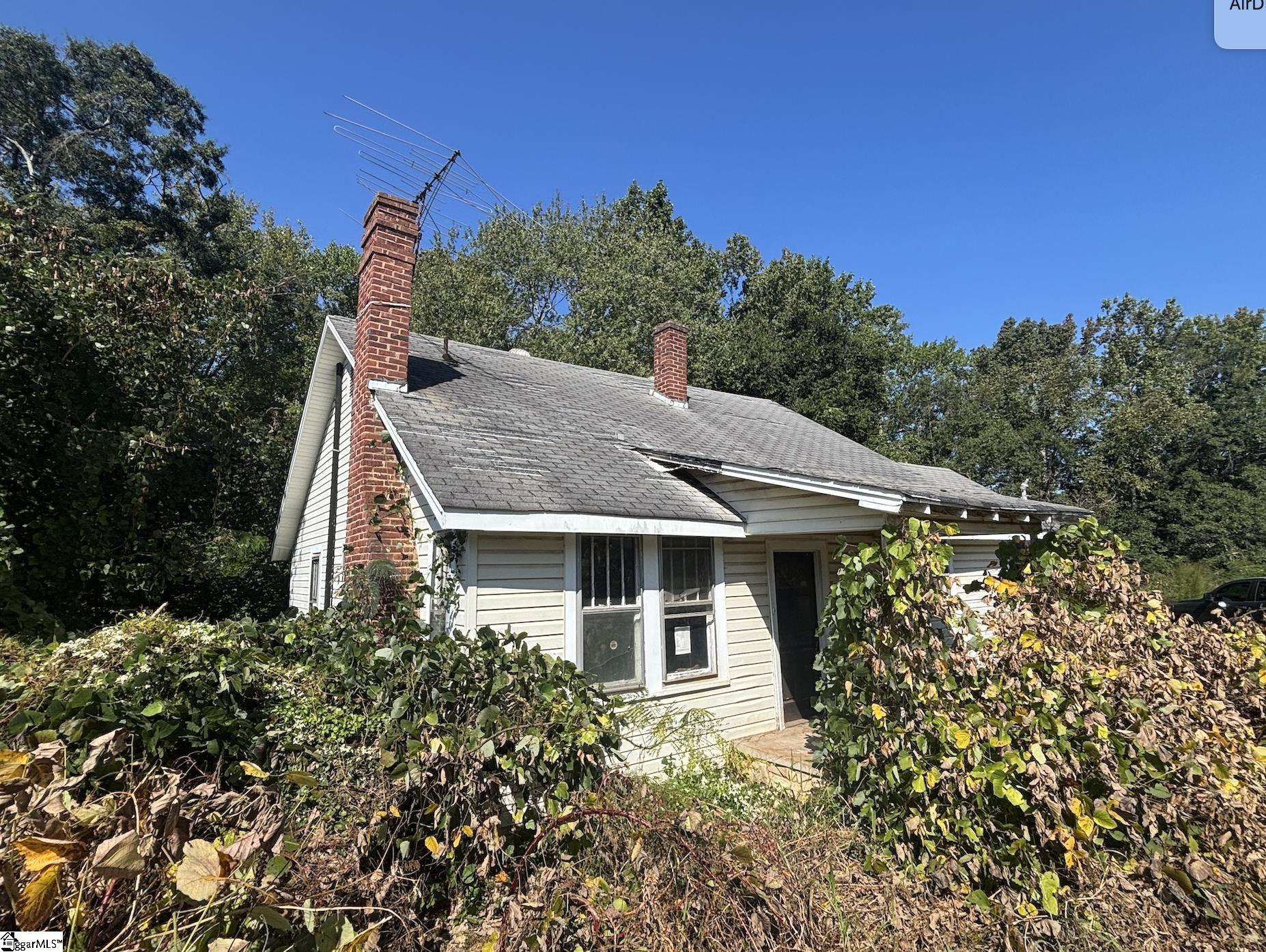 502 New Woodruff Road Greer, SC 29651 - Photo 6 of 26