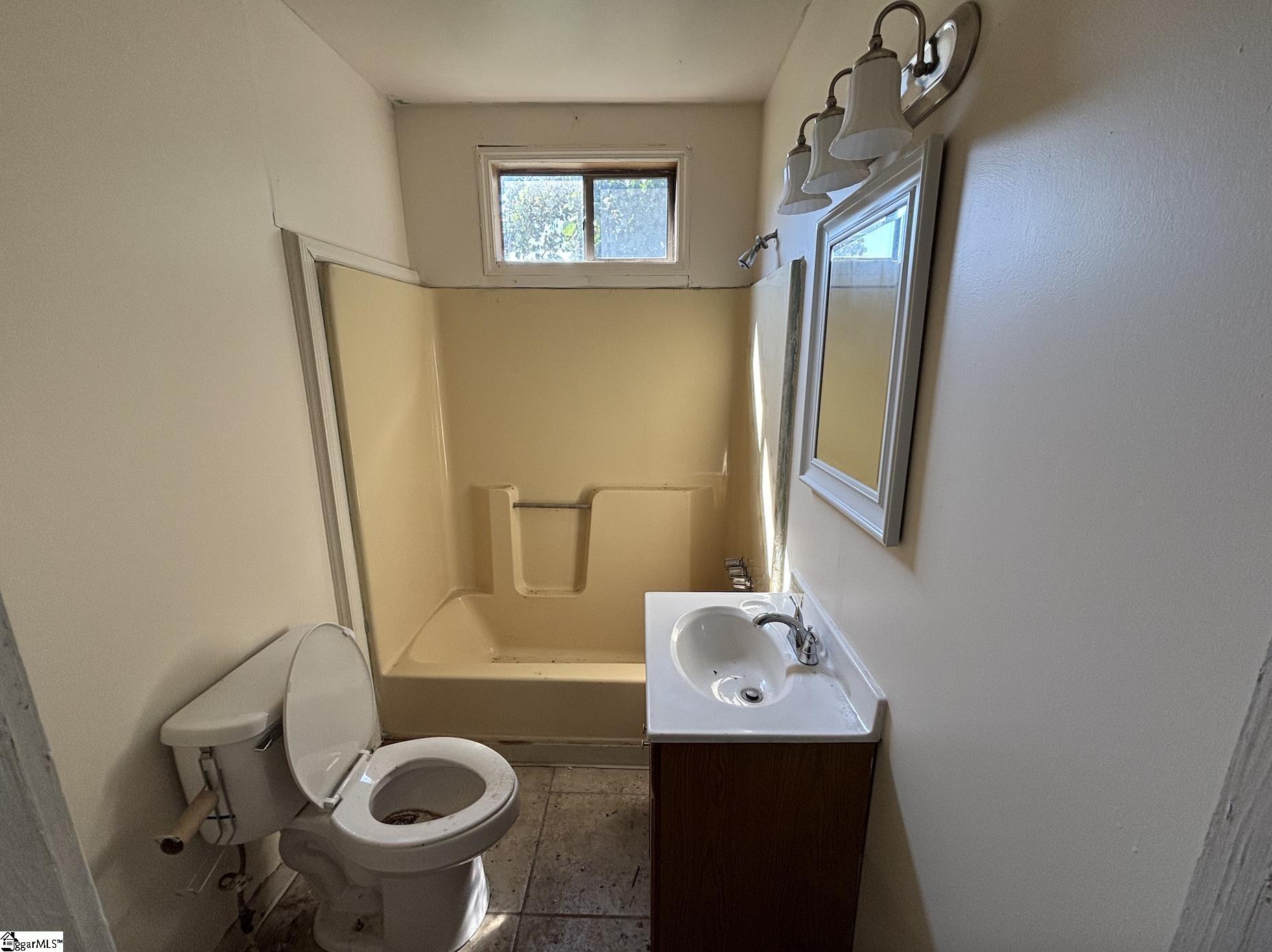 502 New Woodruff Road Greer, SC 29651 - Photo 9 of 26