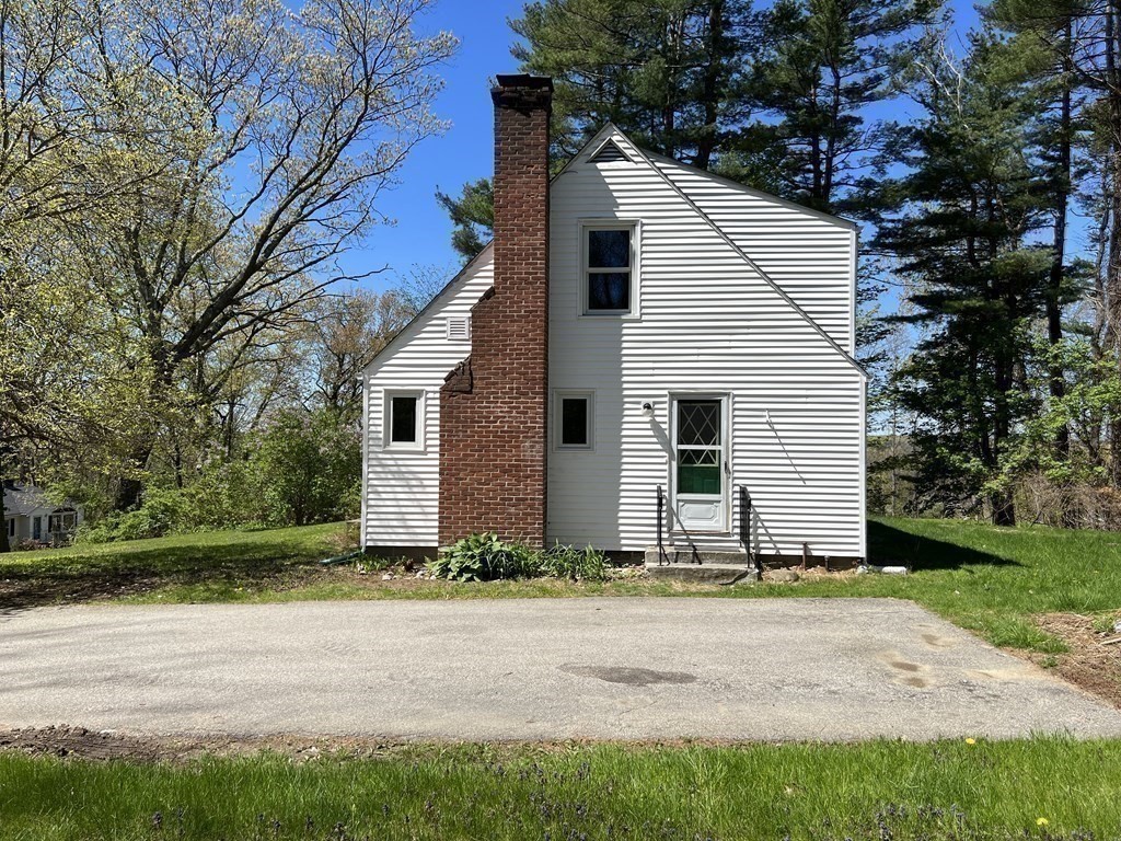 71 Holbrook Road Oxford, MA 01540 - Photo 21 of 42 Gallery Image 21