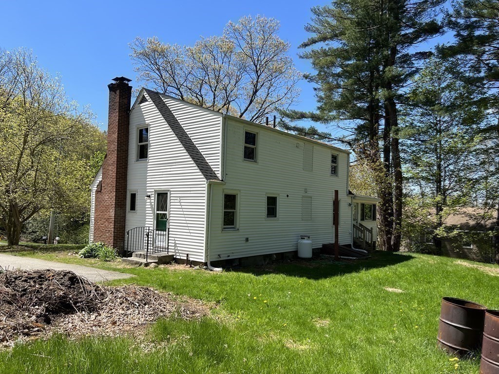 71 Holbrook Road Oxford, MA 01540 - Photo 24 of 42 Gallery Image 24