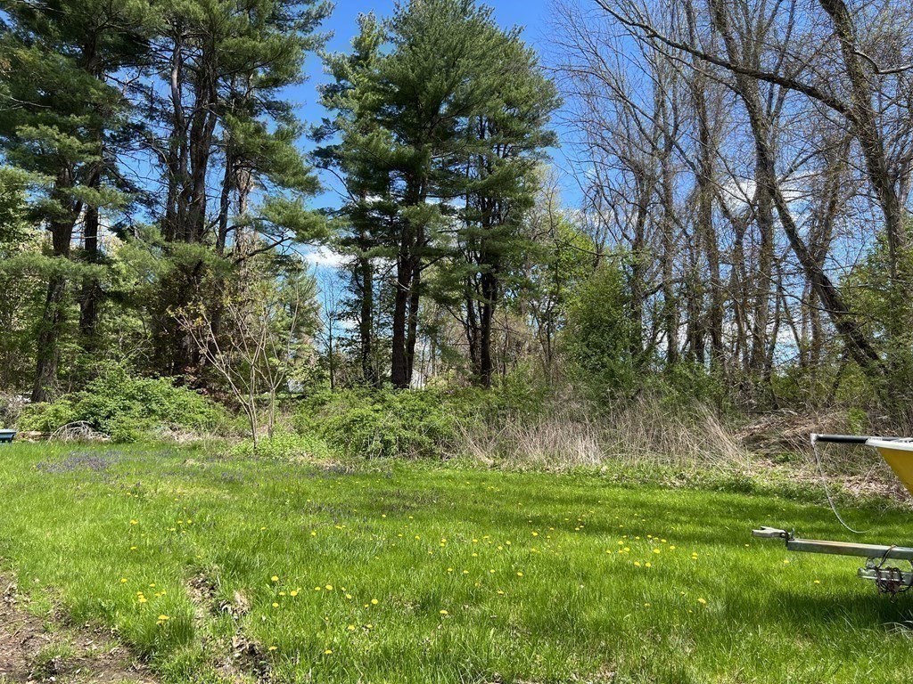 71 Holbrook Road Oxford, MA 01540 - Photo 26 of 42 Gallery Image 26