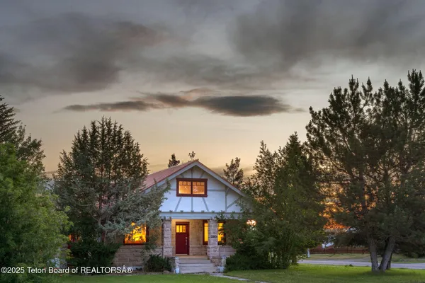$995,000 | 290 North 1st Street, Driggs, ID 83422