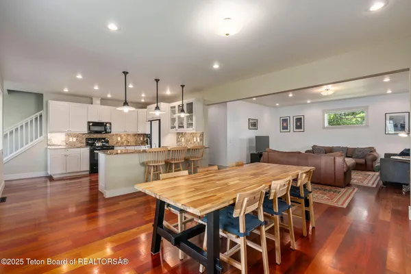 $995,000 | 290 North 1st Street, Driggs, ID 83422