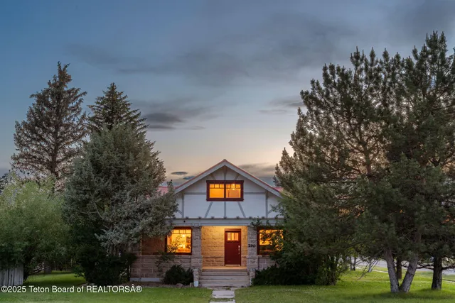 $995,000 | 290 North 1st Street, Driggs, ID 83422