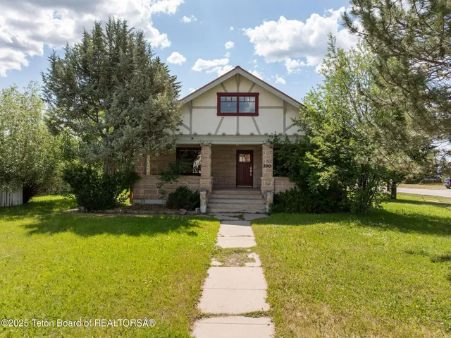 $995,000 | 290 North 1st Street, Driggs, ID 83422