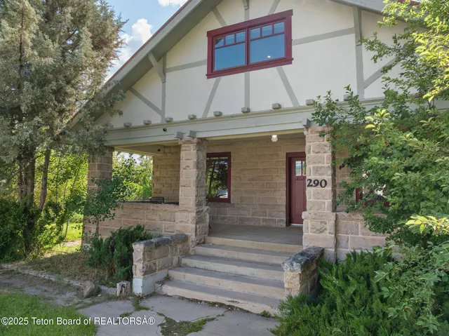 $995,000 | 290 North 1st Street, Driggs, ID 83422