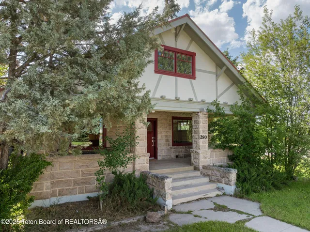 $995,000 | 290 North 1st Street, Driggs, ID 83422
