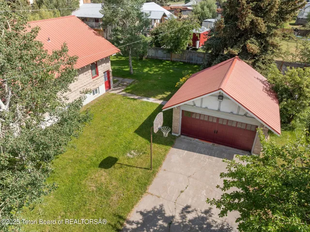 $995,000 | 290 North 1st Street, Driggs, ID 83422