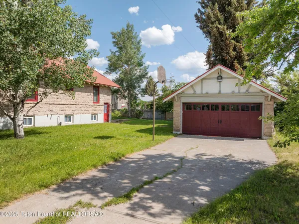 $995,000 | 290 North 1st Street, Driggs, ID 83422