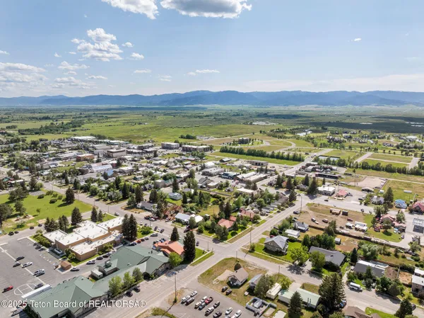 $995,000 | 290 North 1st Street, Driggs, ID 83422
