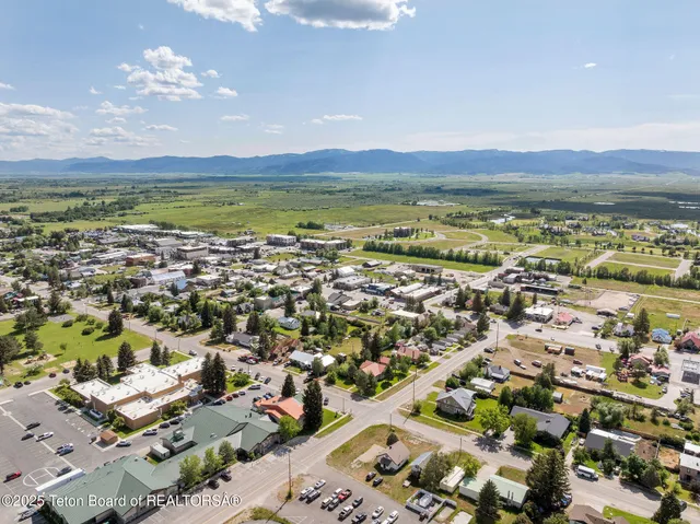 $995,000 | 290 North 1st Street, Driggs, ID 83422