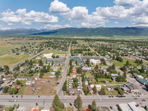 $995,000 | 290 North 1st Street, Driggs, ID 83422