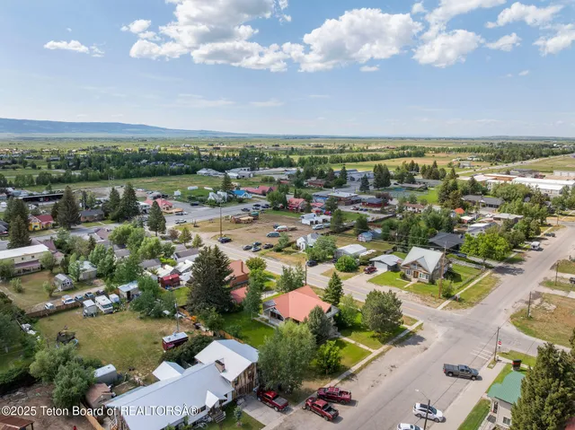$995,000 | 290 North 1st Street, Driggs, ID 83422
