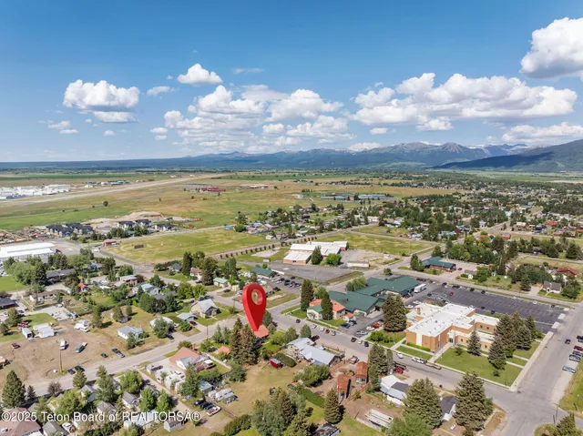 $995,000 | 290 North 1st Street, Driggs, ID 83422