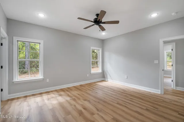 $269,900 | 158 Woodbridge Lane, Seminary, MS 39479